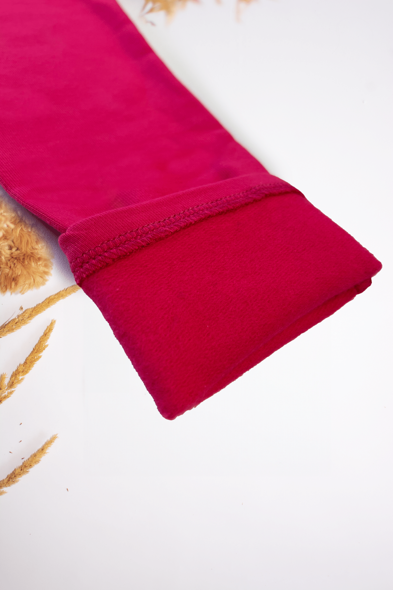 Vaikiškos tamprės | Ryškiai rožinės spalvos | Su pūku - Stiliaus detalė