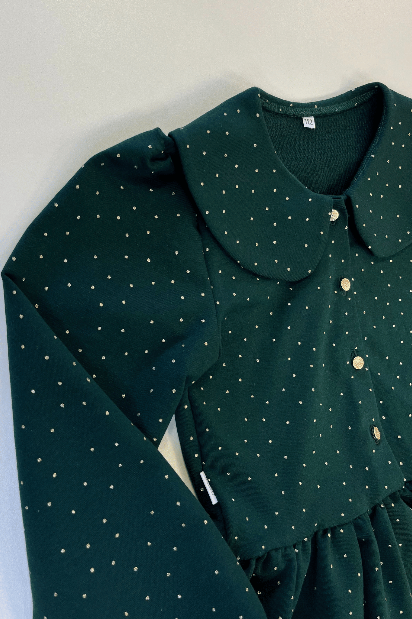 Vaikiška suknelė "Ruoškimės šventėms" | Limituota kolekcija | Prabangi žalia - Stiliaus detalė