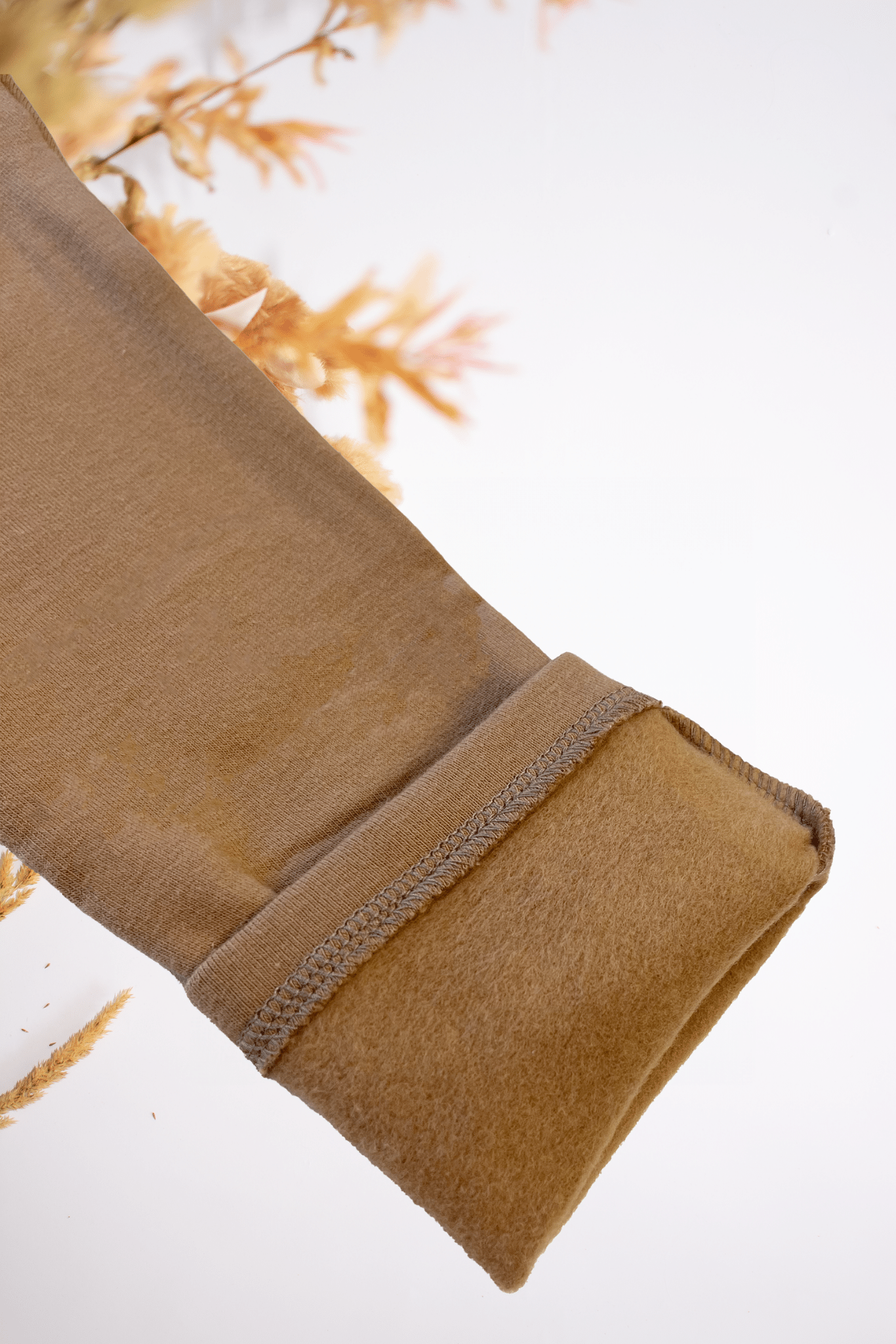 Vaikiškos tamprės | Smėlinės spalvos | Su pūku - Stiliaus detalė