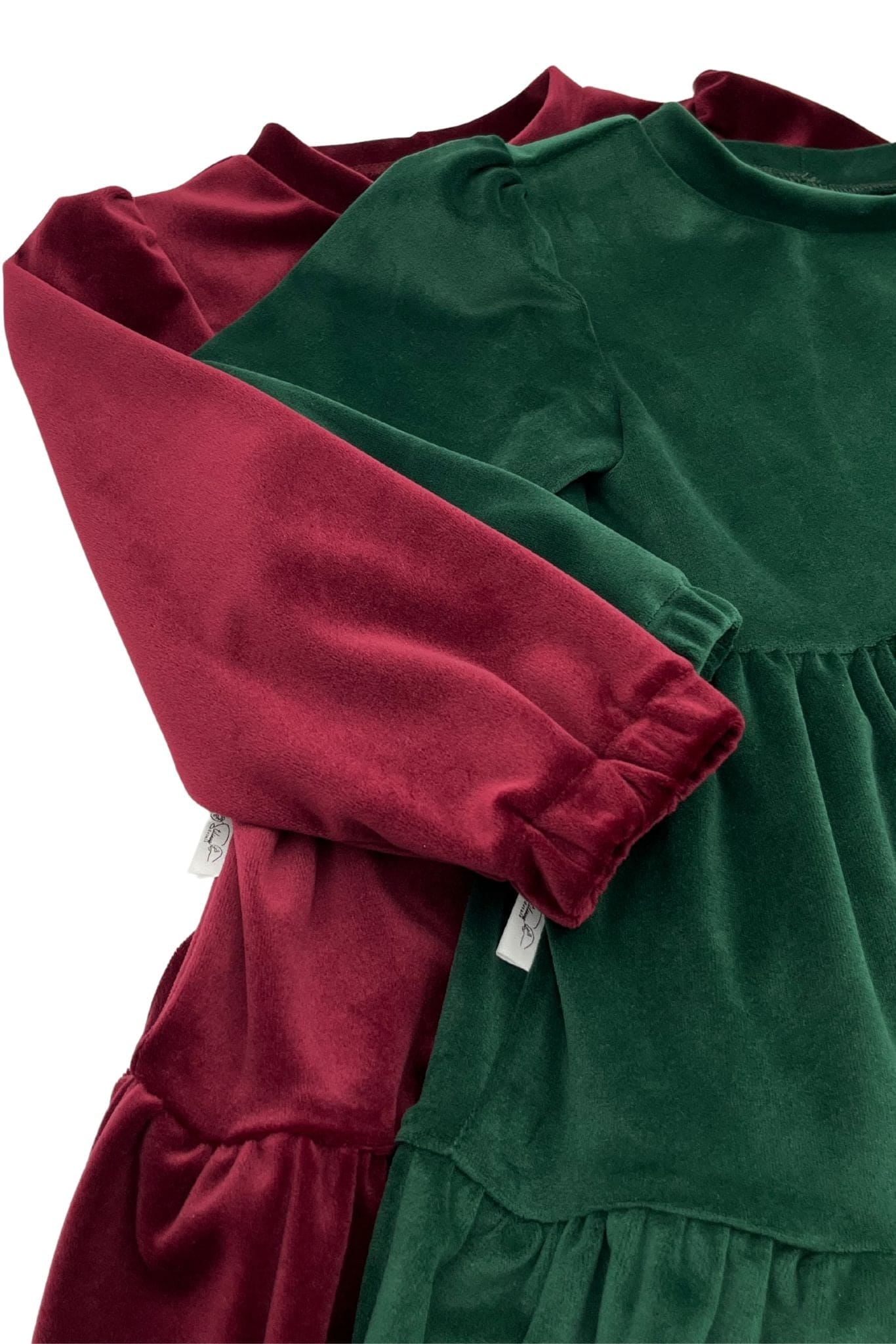 Soft veliūro vaikiška suknelė “OHO” - Stiliaus detalė