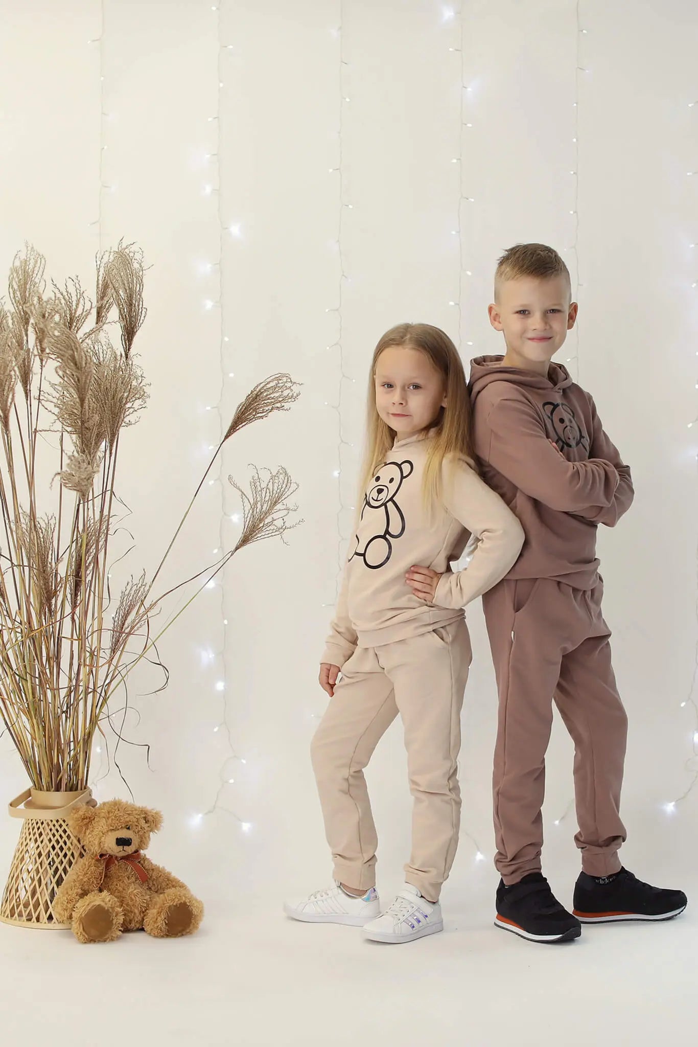 Vaikiškas latte spalvos kostiumėlis “Meškiukas”Stiliaus detalė