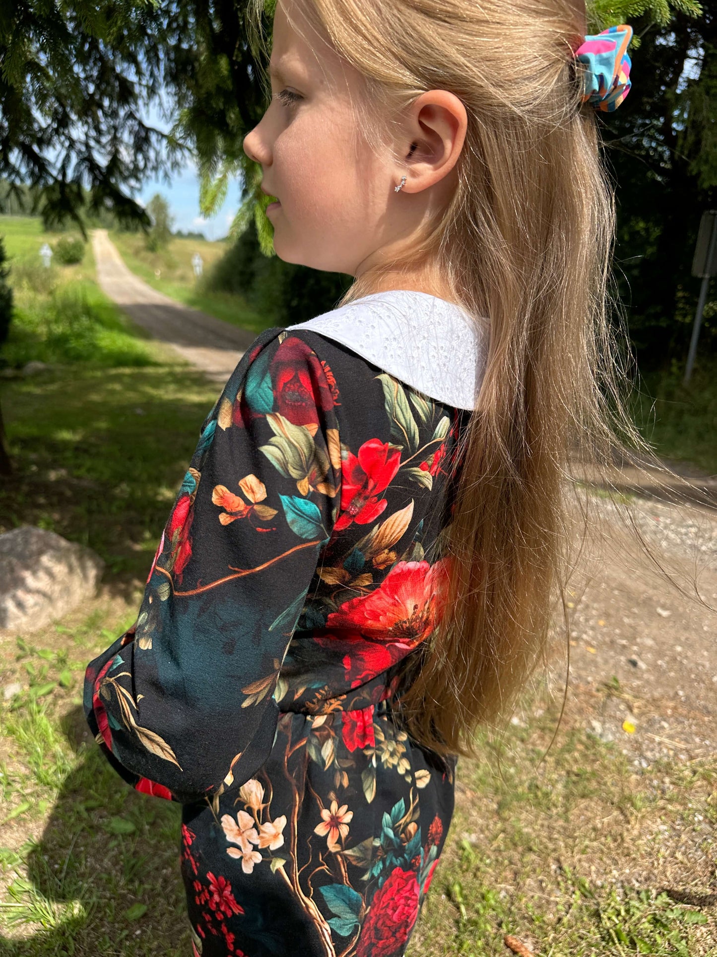 Suknelė mergaitėms "Romantika"