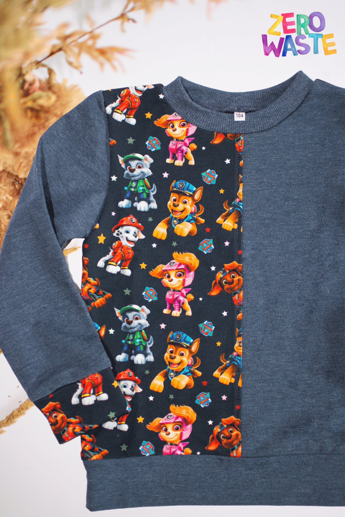 Vaikiškas džemperis "Šuniukai" | Paskutinis |  104 dydis - Stiliaus detalė
