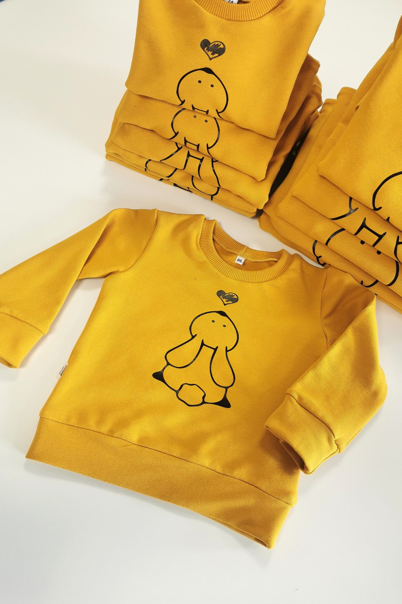 Vaikiškas džemperis “Zuikis”Stiliaus detalė
