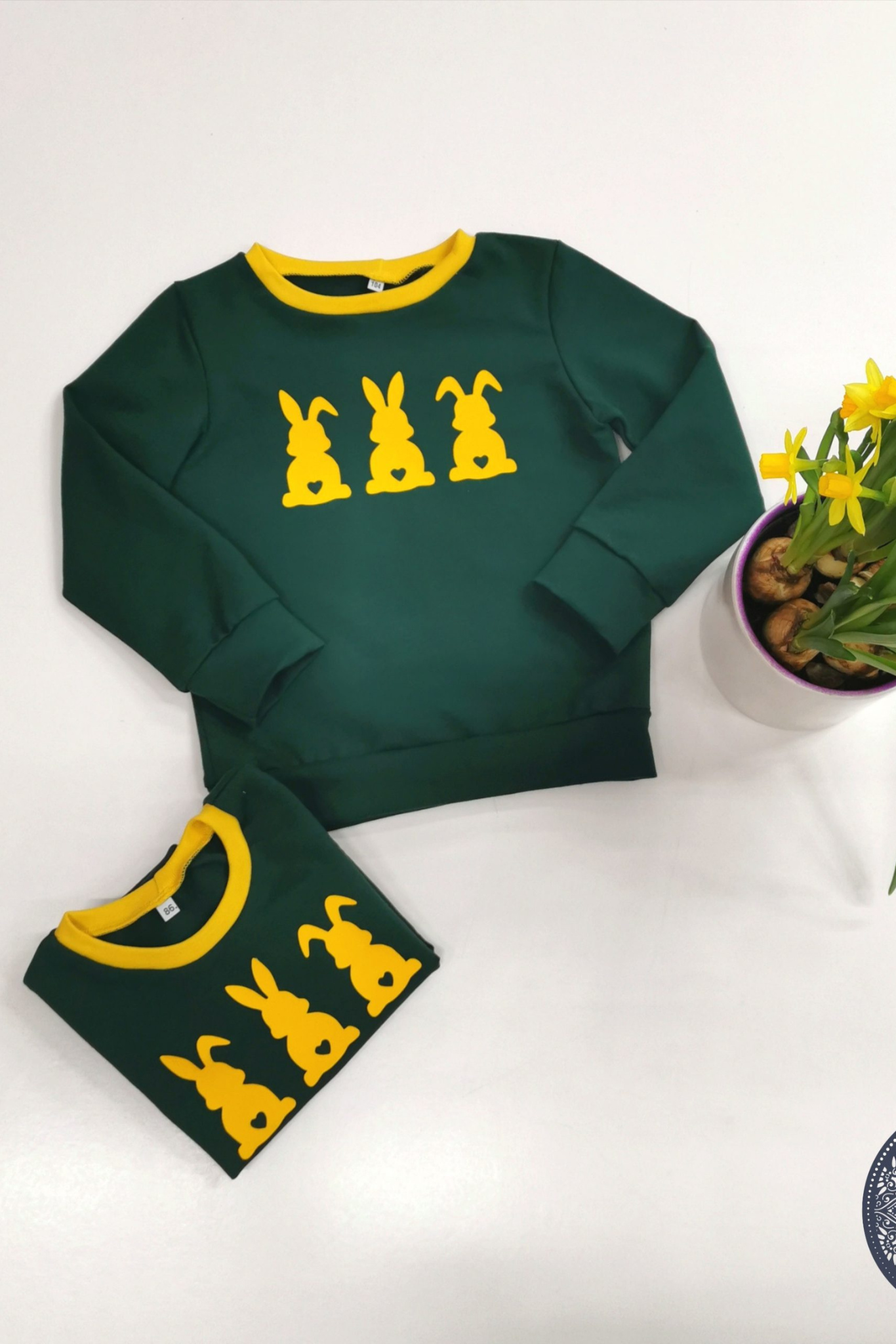 Vaikiškas džemperis “Kiškučiai”Stiliaus detalė