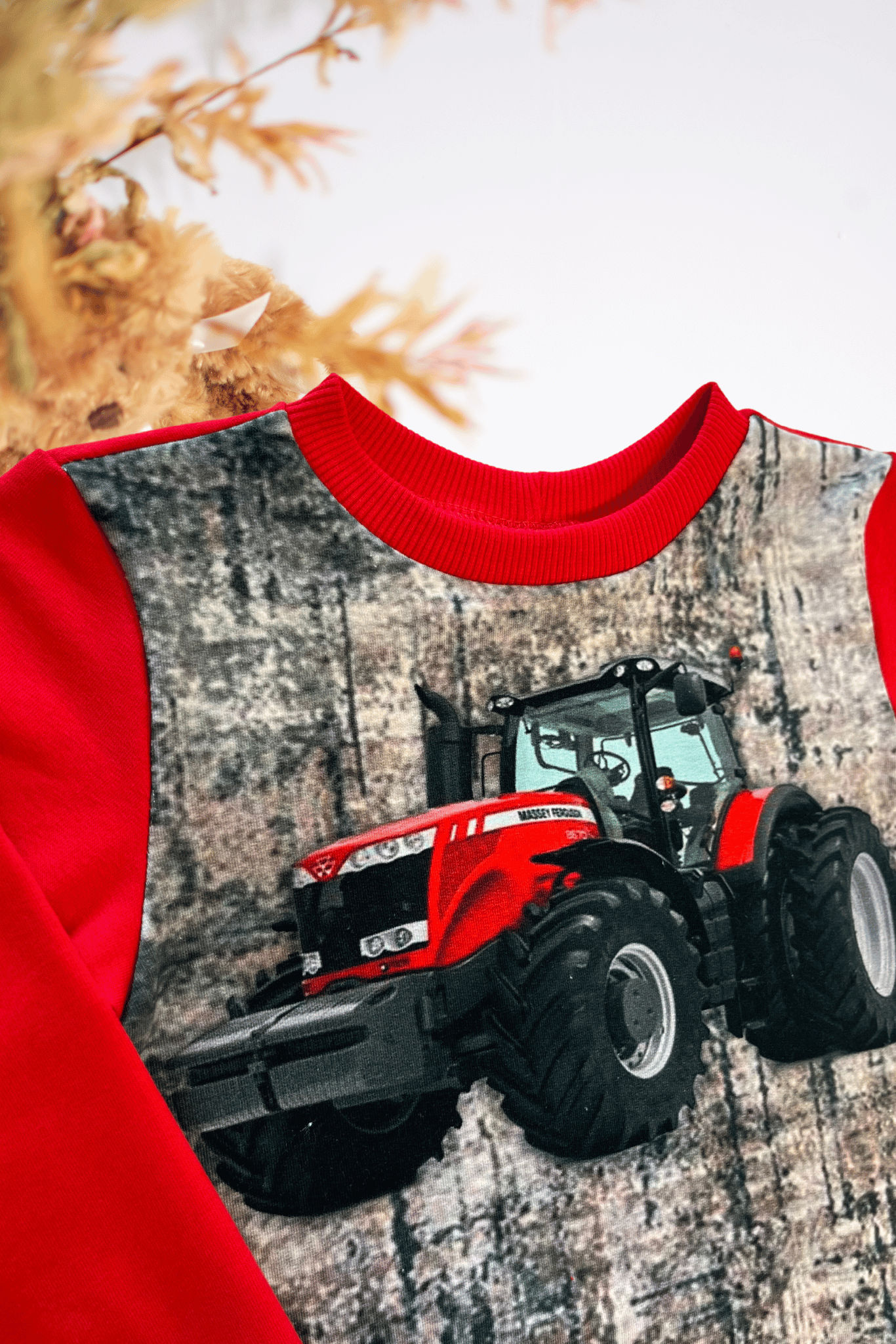 Džemperis “3D traktorius" - Stiliaus detalė
