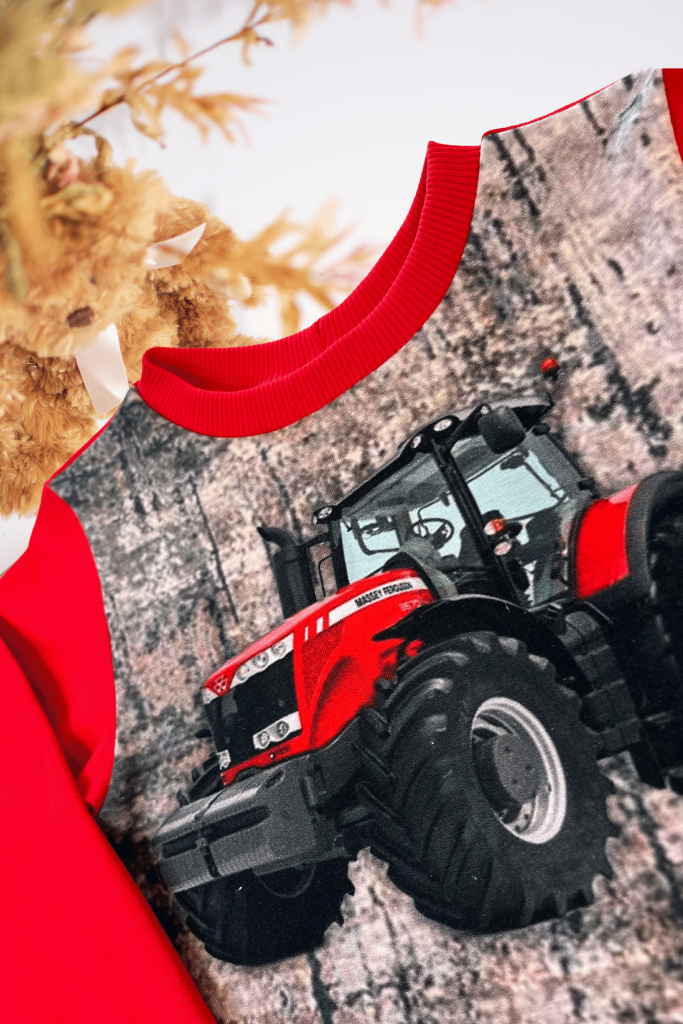 Džemperis “3D traktorius" - Stiliaus detalė