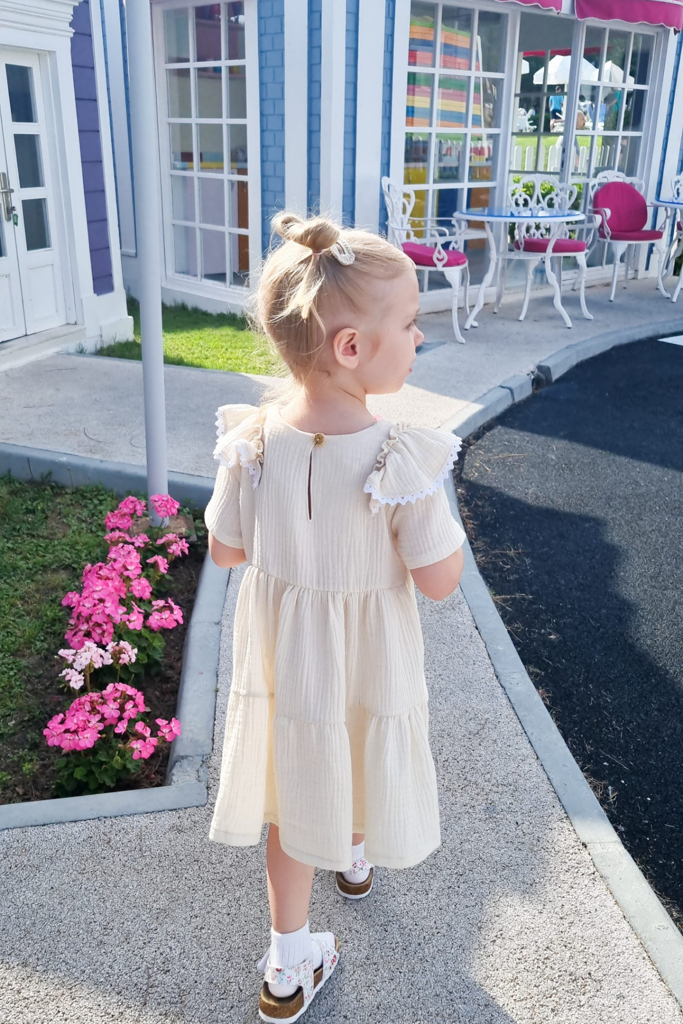 Muslino vaikiška suknelė “Lengvumas” - Stiliaus detalė