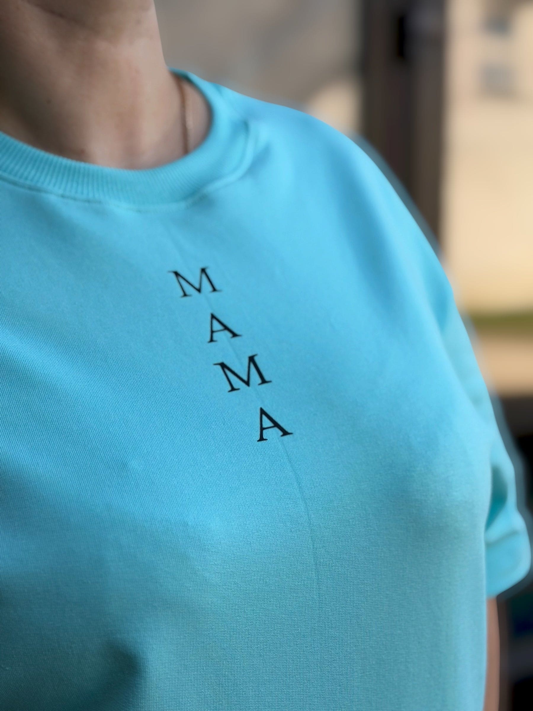 Oversize maikutė moterims "MAMA" - Stiliaus detalė