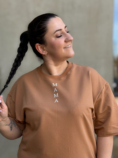 Oversize maikutė moterims "MAMA" - Stiliaus detalė